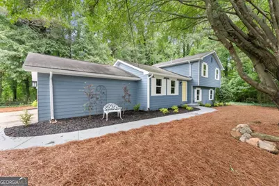 381 Plantation Boulevard, Lawrenceville, GA 30046 - Photo 3