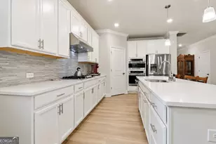 455 Timberbrook Dr, Sharpsburg, GA 30277 - Photo 3