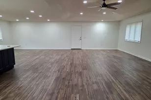 221 Collins St, Lyons, GA 30436 - Photo 9