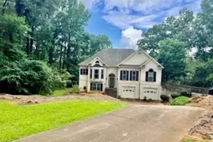 70 Circle Dr, Hampton, GA 30228 - Photo 1