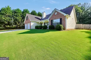 571 Brewer Dr, Locust Grove, GA 30248 - Photo 3