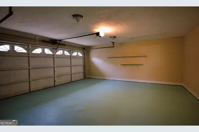105 Redwood, Lagrange, GA 30240 - Photo 11