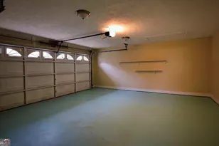105 Redwood Dr, Lagrange, GA 30240 - Photo 11