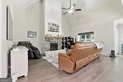 240 Southridge, Senoia, GA 30276 - Photo 9