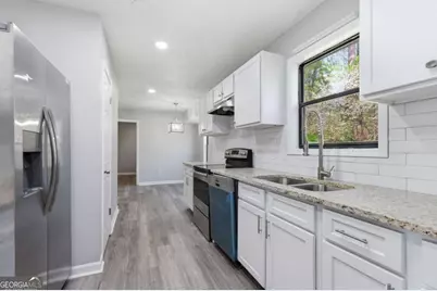4380 Cary Drive, Snellville, GA 30039 - Photo 15