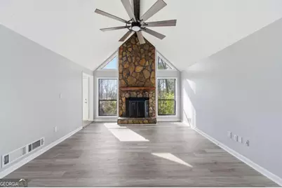 4380 Cary Drive, Snellville, GA 30039 - Photo 5