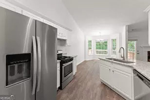 6000 Devonshire Dr, Flowery Branch, GA 30542 - Photo 17