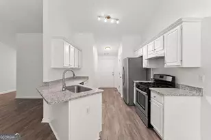 6000 Devonshire Dr, Flowery Branch, GA 30542 - Photo 13