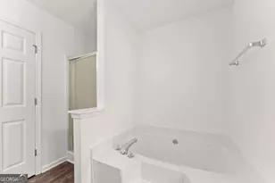 6000 Devonshire Dr, Flowery Branch, GA 30542 - Photo 25