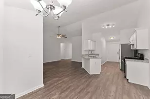 6000 Devonshire Dr, Flowery Branch, GA 30542 - Photo 11