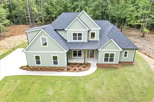 636 Harbour Shores Dr, Jackson, GA 30233 - Photo 1