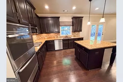 8785 Ellesmere Drive, Cumming, GA 30041 - Photo 13