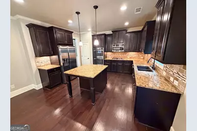 8785 Ellesmere Drive, Cumming, GA 30041 - Photo 15