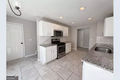 635 Sable View Lane, South Fulton, GA 30349 - Photo 17