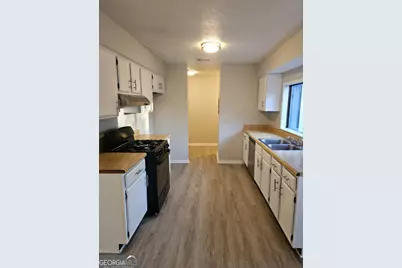 8147 Flamingo Drive, Jonesboro, GA 30238 - Photo 9