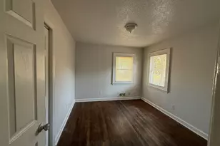 2049 Chicago Ave NW, Atlanta, GA 30314 - Photo 9