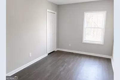 1652 Oak Knoll Circle SE, Atlanta, GA 30315 - Photo 7