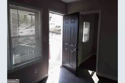 1652 Oak Knoll Circle SE, Atlanta, GA 30315 - Photo 7