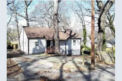 1652 Oak Knoll Circle SE, Atlanta, GA 30315 - Photo 1