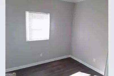 1652 Oak Knoll Circle SE, Atlanta, GA 30315 - Photo 9