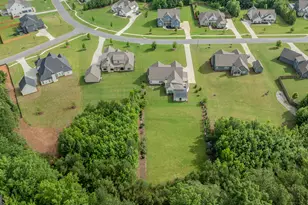 185 Cedara Dr, Newnan, GA 30263 - Photo 57
