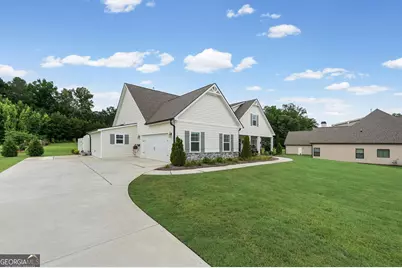 185 Cedara Drive, Newnan, GA 30263 - Photo 3