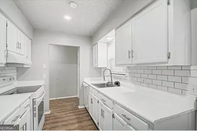 901 Olmstead Drive #APT 33E, Hinesville, GA 31313 - Photo 7