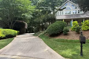 310 Woodlake Ct, Alpharetta, GA 30005 - Photo 17