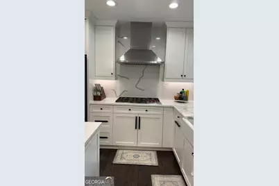 310 Woodlake Court, Alpharetta, GA 30005 - Photo 7