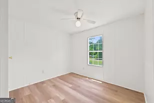 328 Pine St, Danielsville, GA 30633 - Photo 21