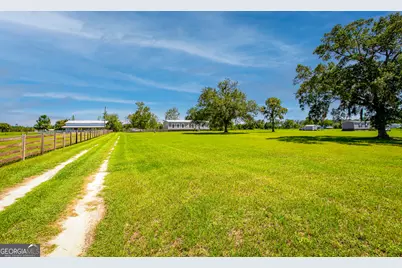 266 Farm Road, Saint George, GA 31562 - Photo 3