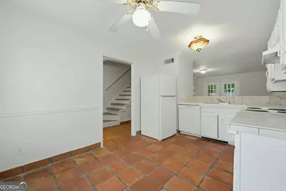 667 Hunting Creek Lane SE, Conyers, GA 30013 - Photo 3