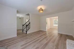 10310 Rillridge Ct, Alpharetta, GA 30022 - Photo 5