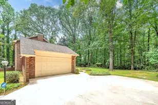 35 Cedar Ct, Stockbridge, GA 30281 - Photo 3