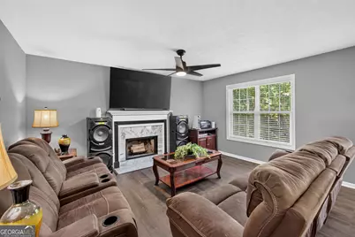117 Brookwood Drive, Lagrange, GA 30240 - Photo 9