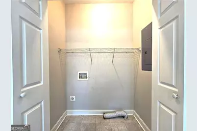 718 N Evelyn Place NW, Atlanta, GA 30318 - Photo 9
