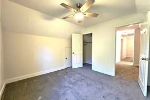 718 N Evelyn Pl NW, Atlanta, GA 30318 - Photo 13