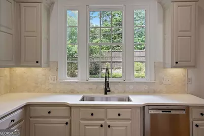 2797 Payton Oaks Drive NE, Atlanta, GA 30345 - Photo 17