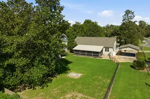 402 Houston St, Darien, GA 31305 - Photo 45