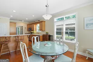 402 Houston St, Darien, GA 31305 - Photo 9
