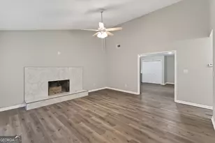 2595 Fieldstone View Ln SE, Conyers, GA 30013 - Photo 3