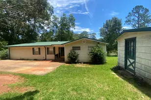 388 E Pine Lake Dr, West Point, GA 31833 - Photo 3