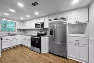608 Silver Trace Ct, Woodstock, GA 30189 - Photo 7