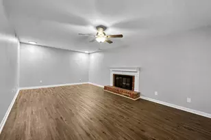 608 Silver Trace Ct, Woodstock, GA 30189 - Photo 3