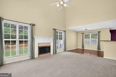 315 Cloverwood Dr, Fayetteville, GA 30215 - Photo 9