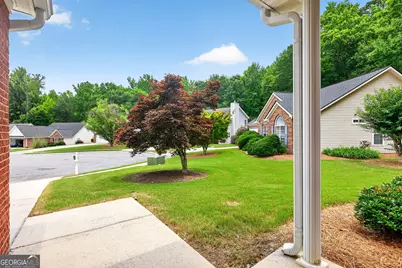 315 Cloverwood Dr, Fayetteville, GA 30215 - Photo 7