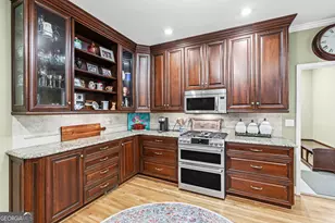10565 Cauley Creek Dr, Johns Creek, GA 30097 - Photo 17