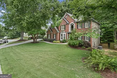 10565 Cauley Creek Drive, Johns Creek, GA 30097 - Photo 3