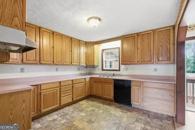 1968 Highway 211 NE, Statham, GA 30666 - Photo 11