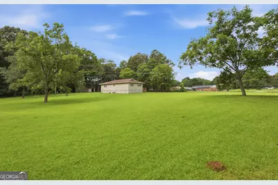 1968 Highway 211 NE, Statham, GA 30666 - Photo 35